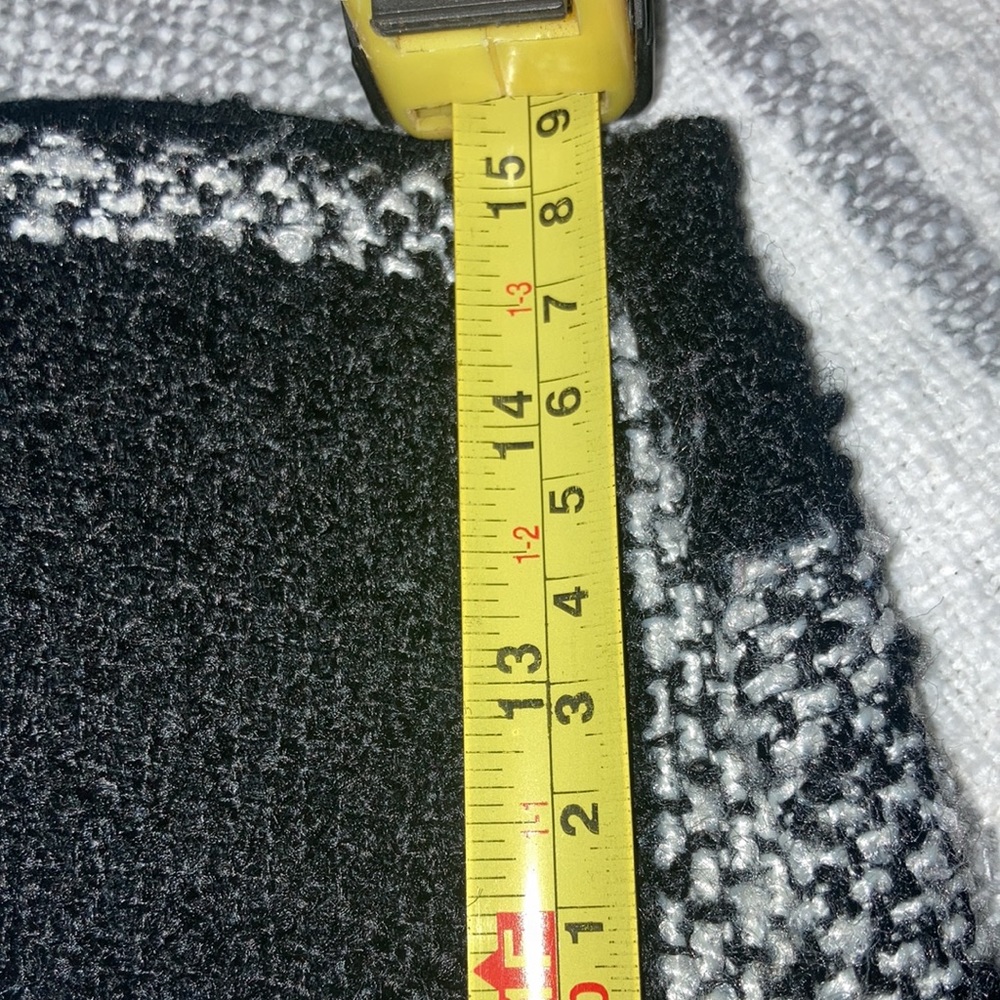 Ladies skirt - Picture 3 of 6